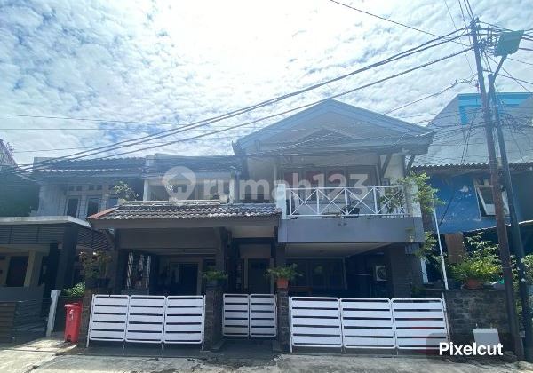 MN - House for Sale in DKI Pondok Kelapa Complex
