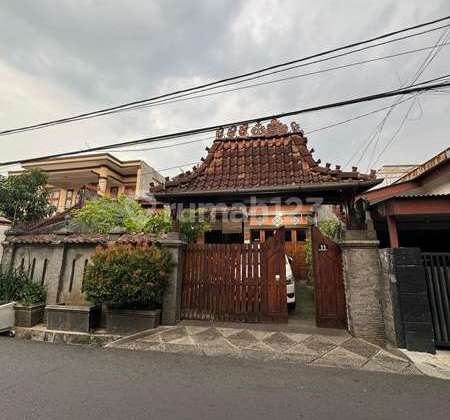 MN - House for Sale in Utan Kayu Selatan, East Jakarta MN - House for Sale in Utan Kayu Selatan, East Jakarta