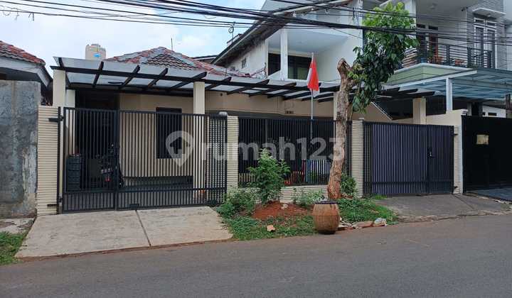 1.5-story house in Taman Meruya Ilir, West Jakarta