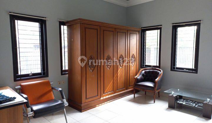 Rumah Huk 2 Lantai Siap Huni di Taman Meruya Ilir 7