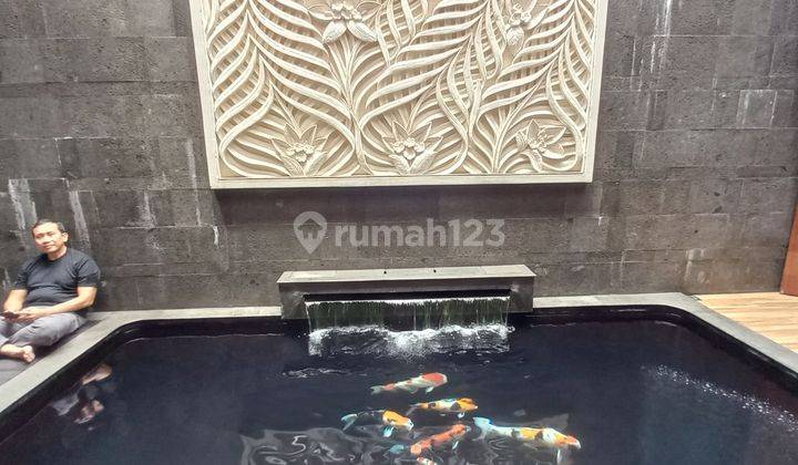 Rumah Mewah Minimalis 2 Lantai Furnished di Taman Meruya Ilir 3