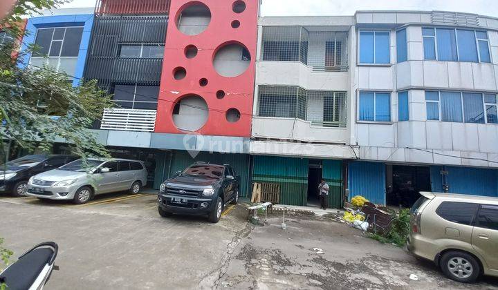 Ruko 3 Lantai di Green Garden, Jakarta Barat  2