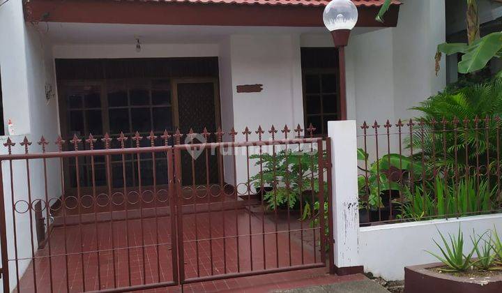 Rumah 1 Lantai di Taman Meruya Ilir, Jakarta Barat, Bebas Banjir 1