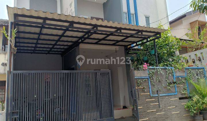 Rumah 2 Lantai Minimalis di Komplek Barata Karya, Karang Tengah, Tangerang,banten 1