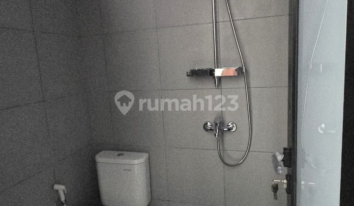 Rumah Baru 2 Lantai di Taman Villa Meruya, Jakarta Barat. Promo : Beli Sekarang... Gratis 4 Unit AC !!! Rumah Baru 2 Lantai di Taman Villa Meruya, Jakarta Barat. Promo : Beli Sekarang... Gratis 4 Unit AC !!!