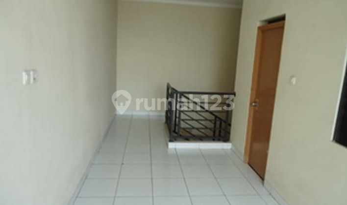 3.5-story shop house on Jl. Raya Pos Pengumben, West Jakarta 2