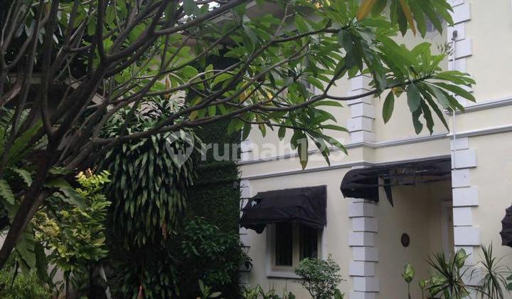 di Jl. Adhyaksa Raya, Cilandak Lebak Bulus, Jakarta Selatan