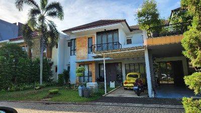 Rumah nyaman asri di lokasi premium di Cluster Green Cove BSD City 1