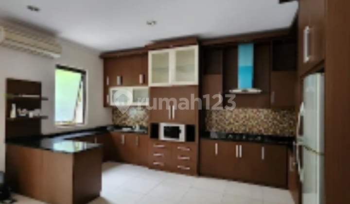 Rumah di Kompleks Elite Sangat Terawat di Green Cove BSD City Rumah di Kompleks Elite Sangat Terawat di Green Cove BSD City
