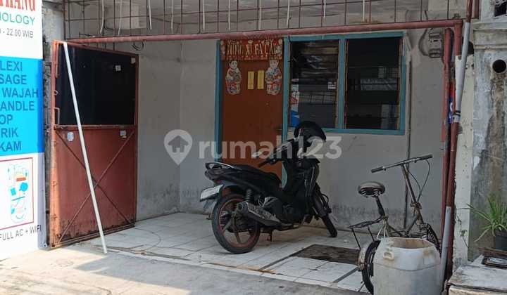 Rumah Cocok Dijadikan Tempat Usaha Dilokasi Ramai Daerah Pademangan - Jakarta Utara