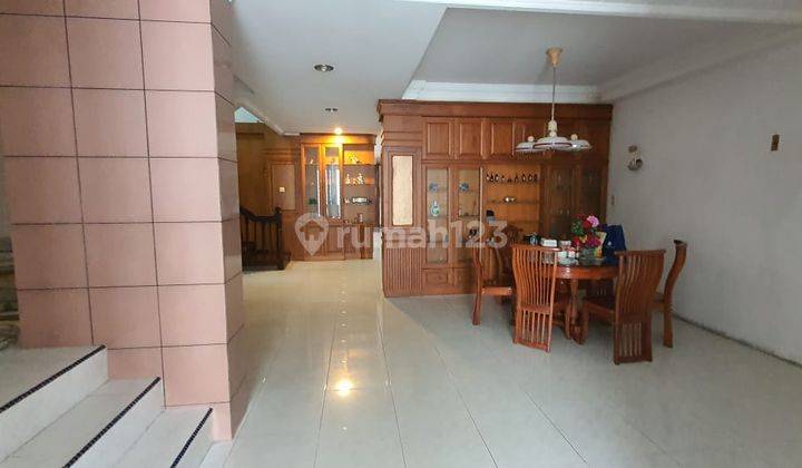 Jual Cepat Rumah Cantik Jl. Listrik Dalam, Medan Petisah R 0381 4