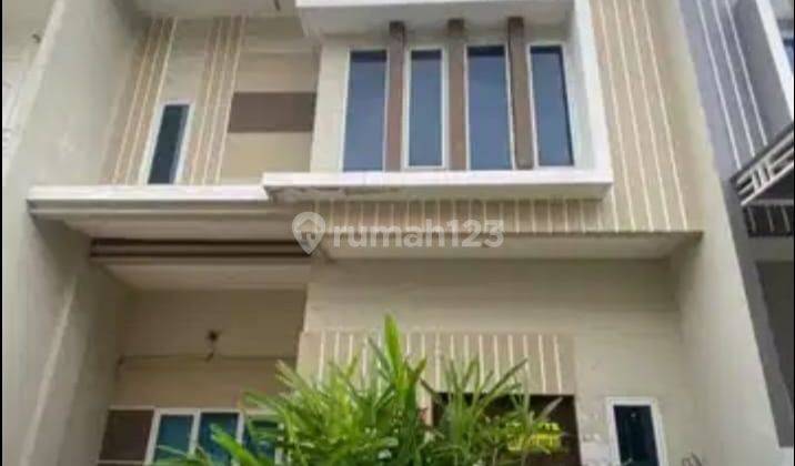 Dijual Rumah Vila Siap Huni, Komplek Sophie Suite,  1