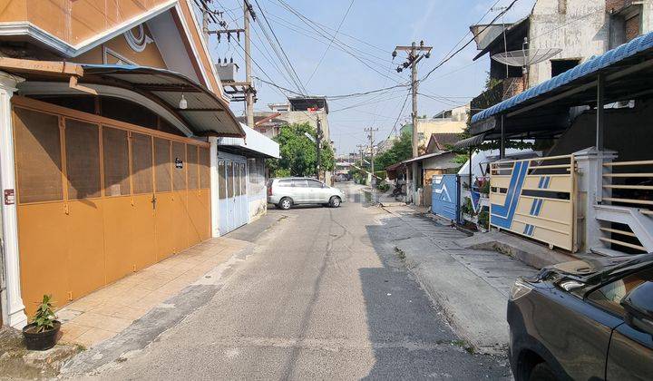 Dijual Cepat Rumah Jl. Brigjen Katamso Gg Saedah Blok A, Medan 2