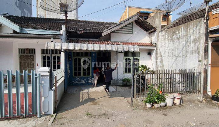 Dijual Cepat Rumah Jl. Brigjen Katamso Gg Saedah Blok A, Medan 1