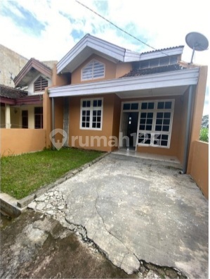 For Sale: House in Siantar Park Residence Housing Complex, Jl. Rakutta Sembiring, Siantar 1
