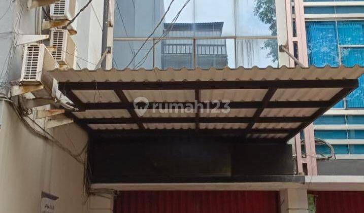 Ruko dijual siap huni ada tmpat nongkrong Jl. Raya Padjajaran, Bogor 1