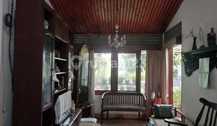 Rumah Luas besar, jalan besar dekat stasiun pasar minggu baru  Asri Sejuk Tenang Harga Murah di Kalibata Jakarta Selatan 15