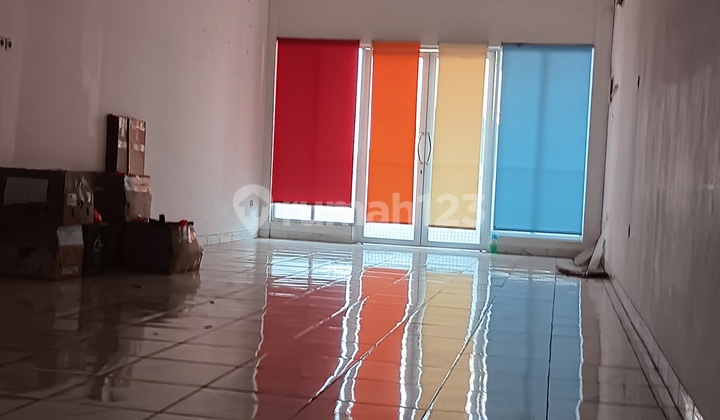 Ruko BSD For Rent On The 2nd Floor Clean and Tidy