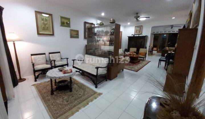 Dijual Rumah Terawat Kebayoran Baru 3