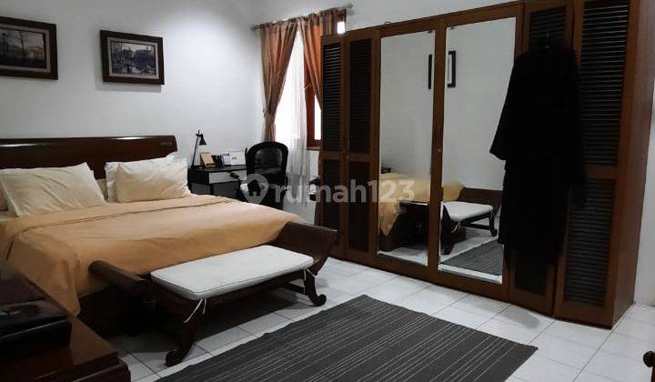 Dijual Rumah Terawat Kebayoran Baru 8
