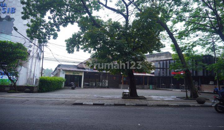 Area Komersil Sayap Dago Jl. Sulanjana Cocok Untuk Usaha 1