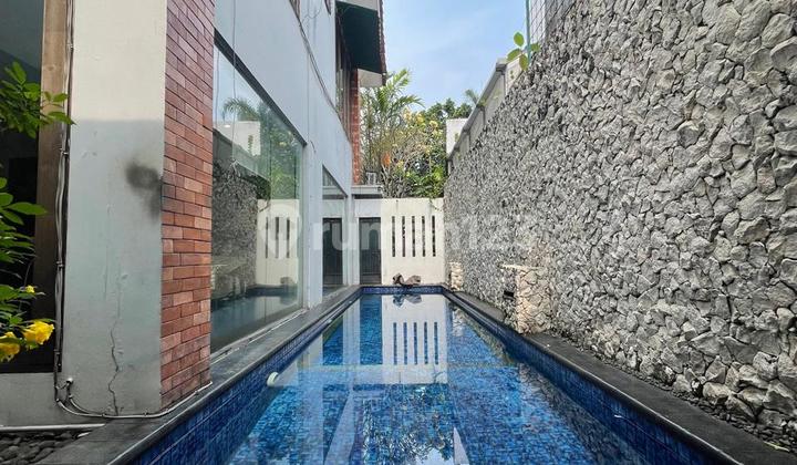 Rumah Nyaman, Tenang Area Kemang