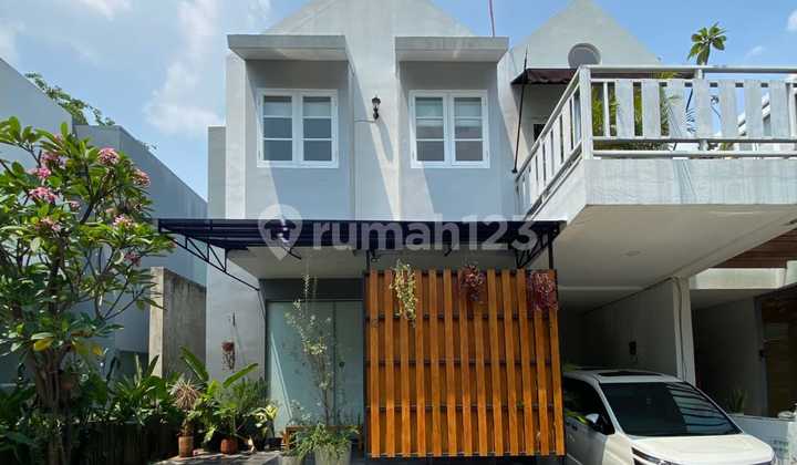 Townhouse Siap Huni Desain Cantik Modern