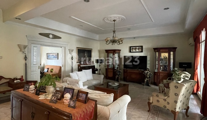 Ready-to-Live House in Kebayoran Baru Near SCBD 2