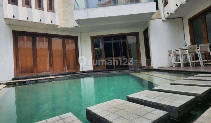 Rumah Bagus Siap Huni  SHM - Sertifikat Hak Milik di Pondok Indah 2