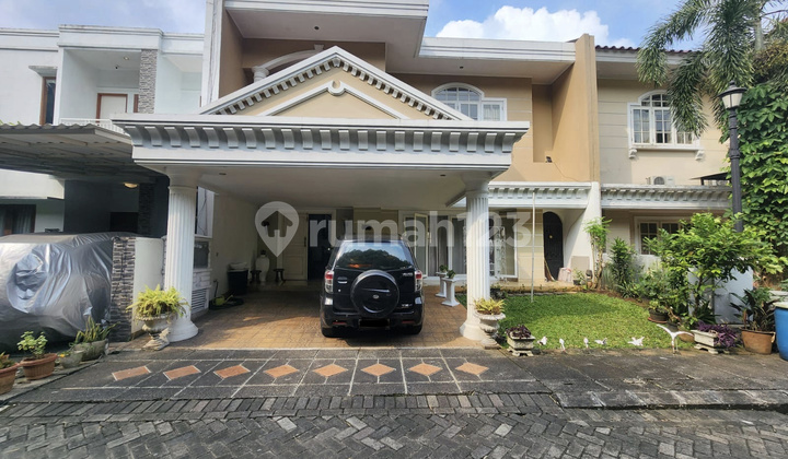 Harga Bagus! Rumah Siap Huni Lay Out Lega Depan Taman