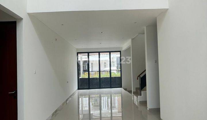 Rumah Brand New Sektor 9 Shm Dalam Komplek 2