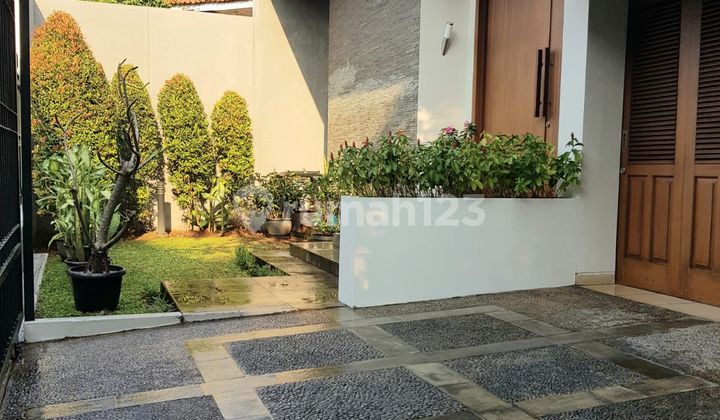 Rumah Bagus Siap Huni Area Tenang Kemang