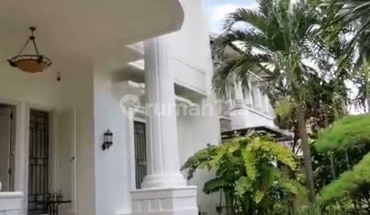 American Style House In Alam Sutera