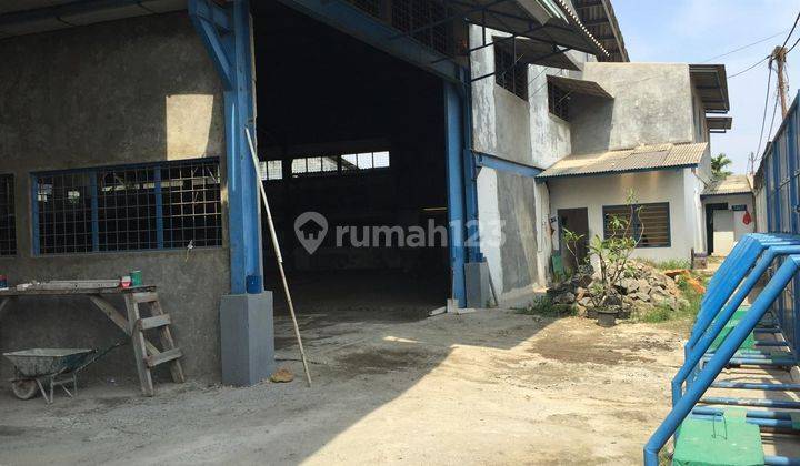 Gudang di Jl Raya Pasar Kemis, Tangerang 2.700 m Bagus HGB 1