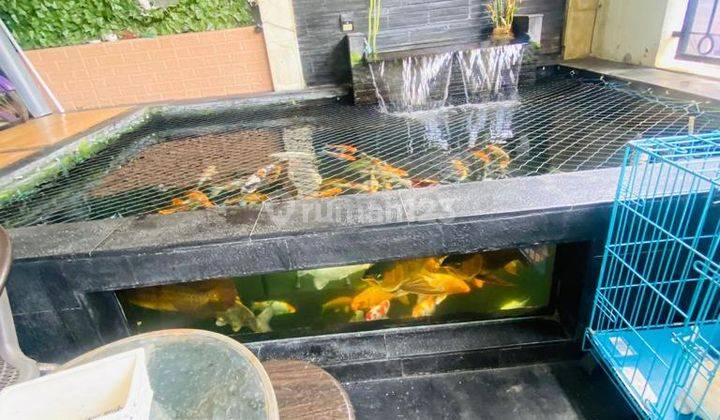 Rumah Mewah With Swimming Pool di Taman Golf Modernland Tangerang