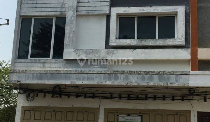 Ruko 3 Lantai di Jl. Air Hitam , Pekanbaru SHM 1