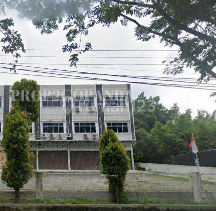 Ruko Jl. Arifin Ahmad 3 Lantai Disewa Sudah Keramik 1