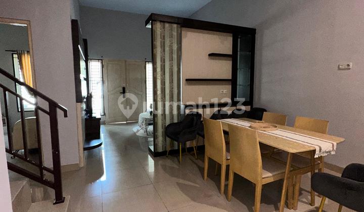 For Rent House With Swimming Pool Facility In Pekanbaru