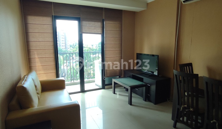 Spesialis apartemen Hampton park unit 2 bedroom view swimming pool