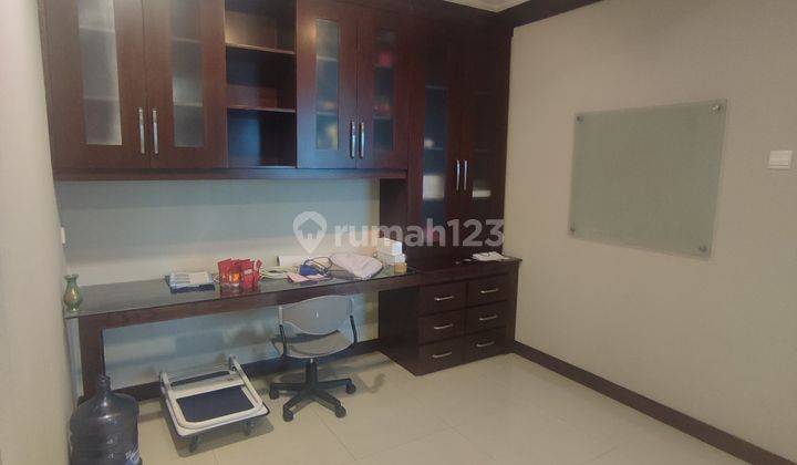 Spesialis apartement hamptons park unit 2 bedroom besar 1