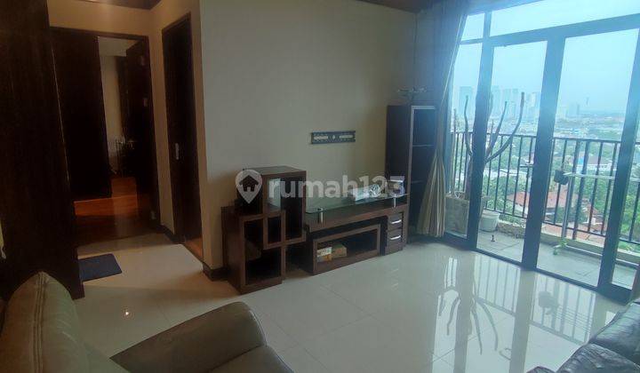 Spesialis apartement hamptons park unit 2 bedroom besar 2