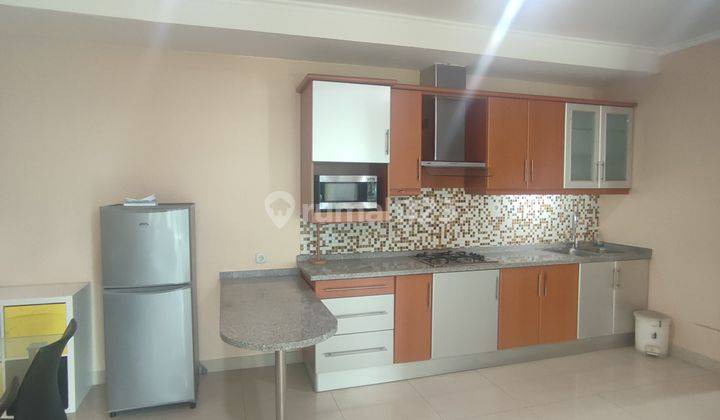 Spesialis apartemen hamptons park 3 bedroom good price 1