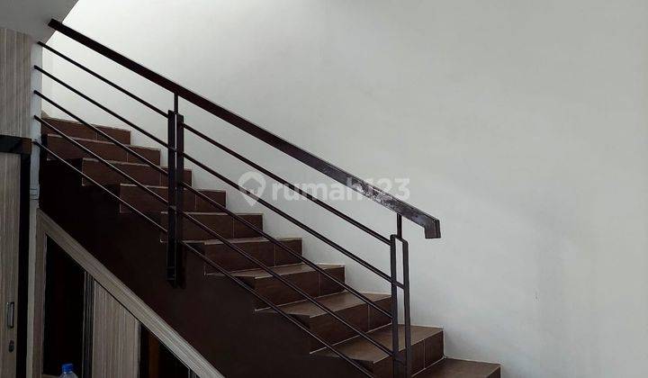 Rumah Premium 2 Lantai ,5 Menit Ke Walikota Tenayan Raya 35