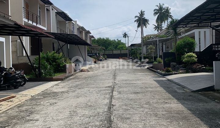 Rumah 2 Lantai di Jual Full Interior di Hangtuah  6