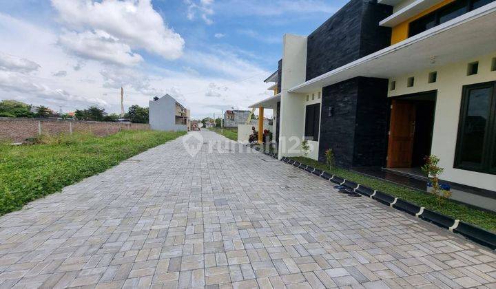 Rumah di Gedongan Colomadu Karanganyar Baru Pesan Bangun (DR) 2