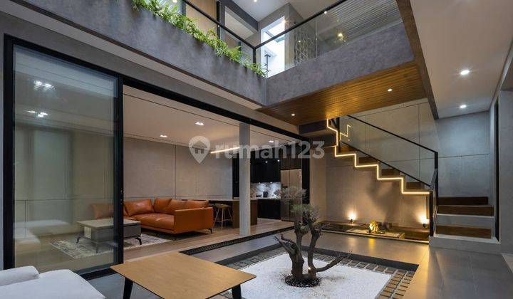 Rumah Bagus Mewah Ngabeyan Kartasura Sukoharjo  Bonus Furnish (IY 1