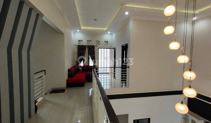 Rumah Mewah 2 Lantai Full Furnish Kadipiro Banjarsari Solo (JS)