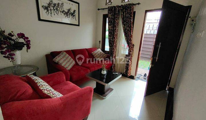 Rumah Mewah 2 Lantai Full Furnish Kadipiro Banjarsari Solo (JS)