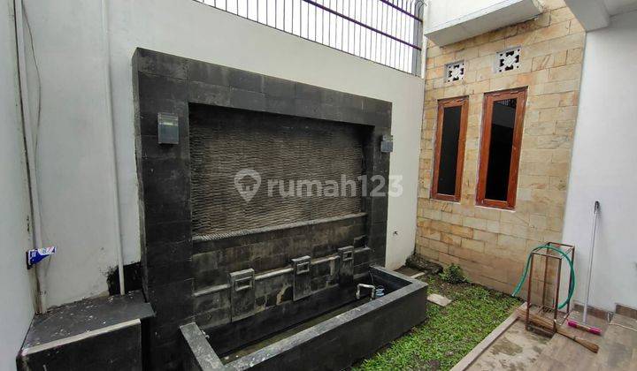 Rumah Mewah 2 Lantai Full Furnish Kadipiro Banjarsari Solo (JS)