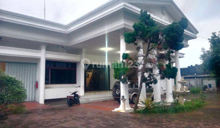 Rumah Luas Mewah  Kerten Laweyan Solo Kota Lokasi Strategis (NN) 1